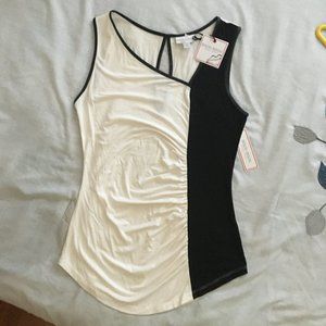 Bisou Bisou ladies top.